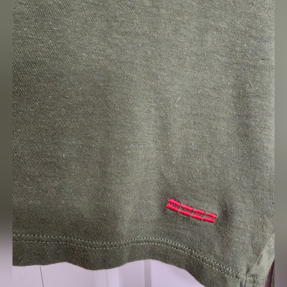 Peace Love World Olive Green Long Sleeve Tee with White Hamsa Hand Design SZ XL - Picture 6 of 9